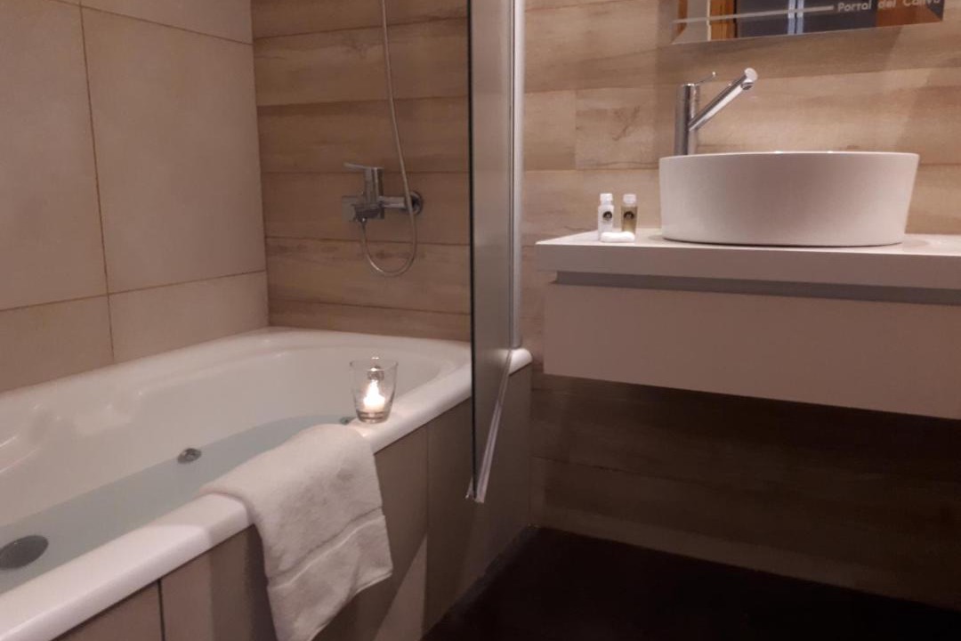 Photo of Bathroom in Azul
