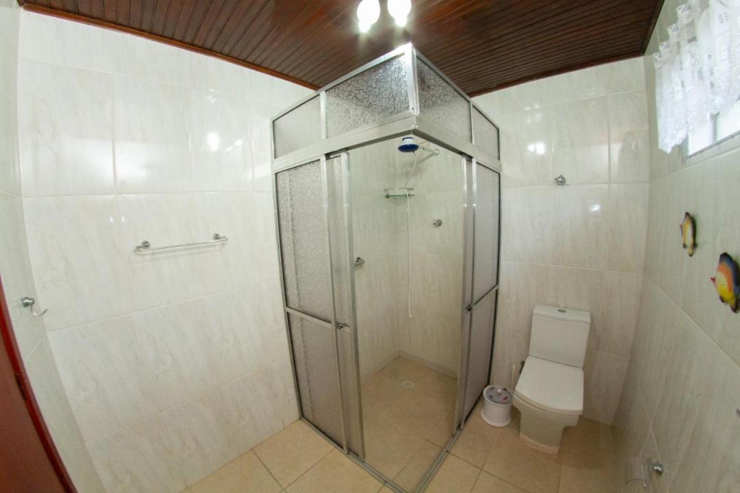 Photo of Bathroom in Praia das Palmeiras