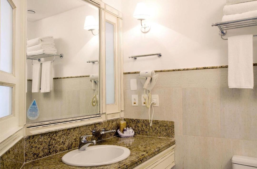 Photo of Bathroom in Jurere