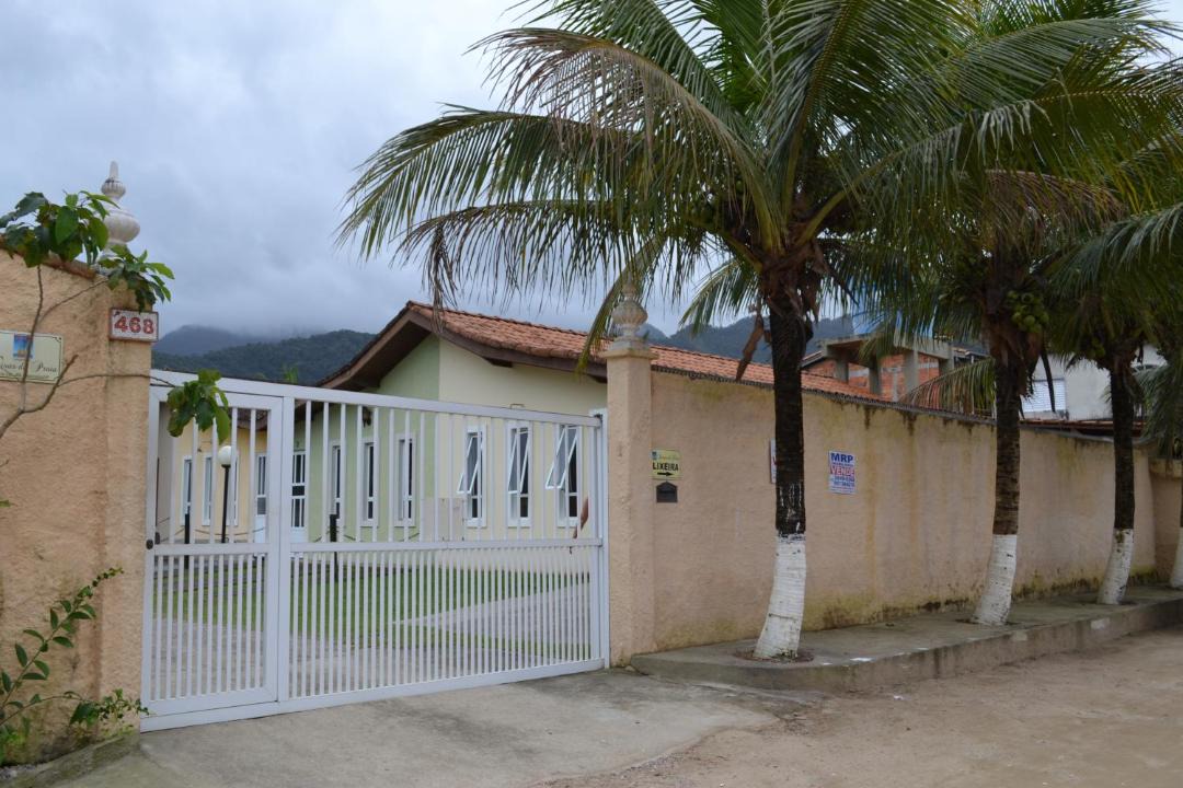 Photo of Buildings in Maranduba