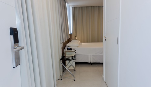 Standard Room, 1 Queen Bed