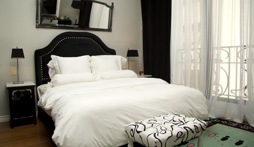 Standard Room, 1 Queen Bed, City View