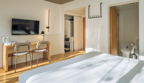 Deluxe Room, Balcony