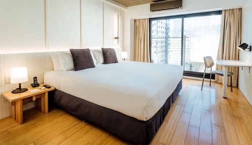 Junior Room, 1 King Bed, Balcony