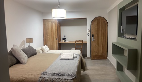 Classic Triple Room