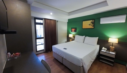 Standard Room, 1 Queen Bed