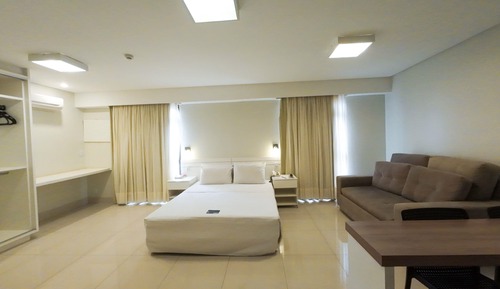 Executive Room, 1 Queen Bed with Sofa bed, Mobility Accessible