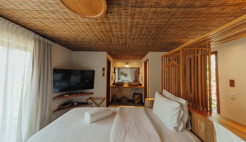 Deluxe Room, 1 Bedroom, Ensuite, Garden View