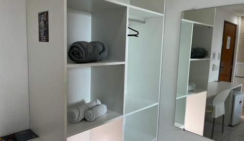 Deluxe Room, 1 Queen Bed, Air conditioning, Valley View