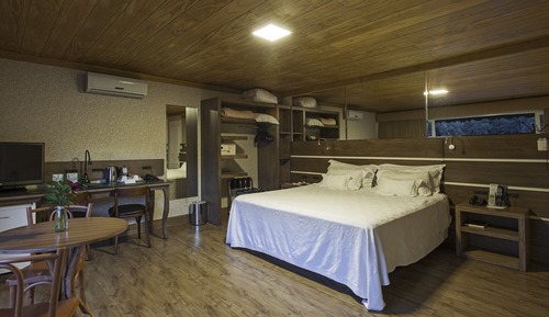 Premier Room