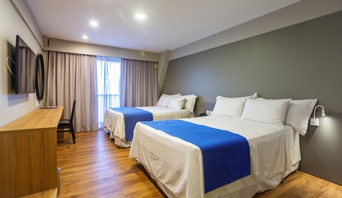 Deluxe Quadruple Room