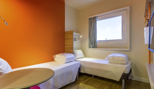 Apartment, 2 Twin Beds