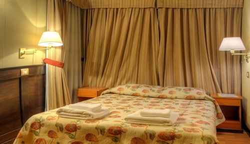 Standard Double Room, 1 Queen Bed