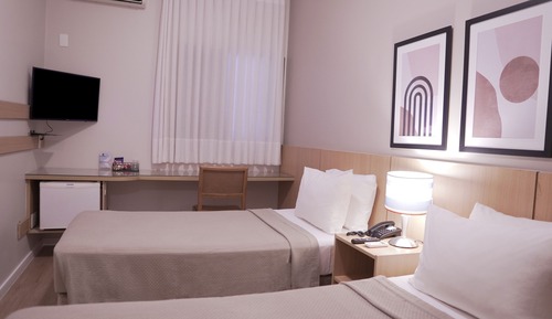 Premier Room