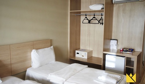 Standard Triple Room, Multiple Beds, Non Smoking