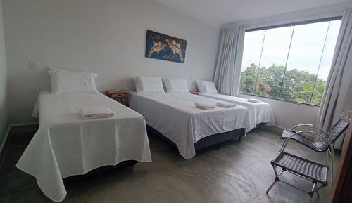 Quadruple Room, Hill View