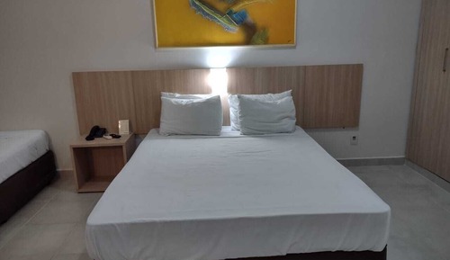 Luxury Suite, City View