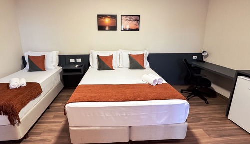 Triple Room