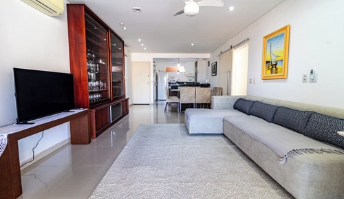 Classic Apartment, 3 Bedrooms, Kitchen