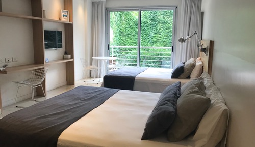 Studio, 2 Queen Beds