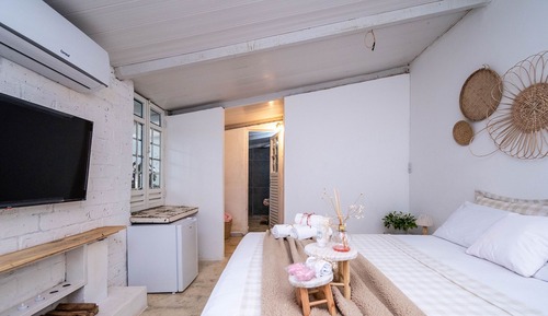 Basic Apartment