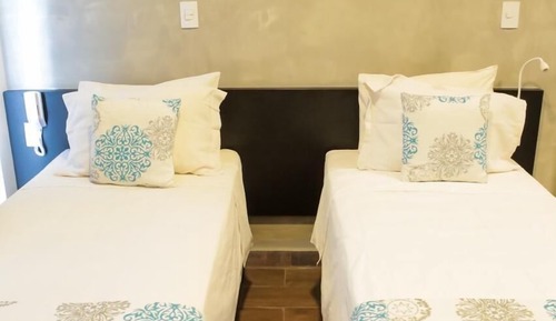 Standard Twin Room, City View