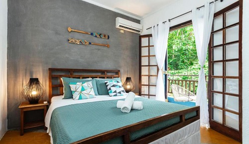 Quarto Duplo com varanda e vista