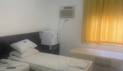 Basic Triple Room