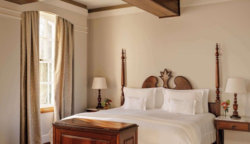 Suite, Tower