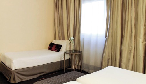 Junior Triple Room