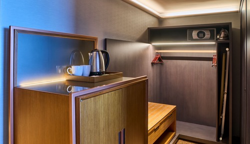 Deluxe Room, 1 King Bed