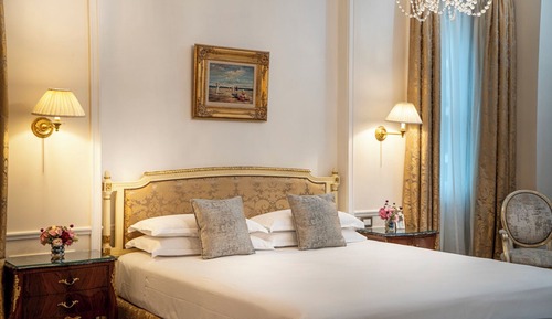 Suite (Alvear)