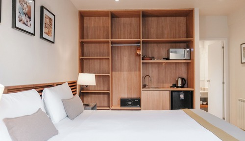 Apartment (2 People)