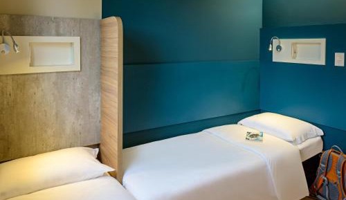 Standard Apartment with Two Single Beds - Adaptado