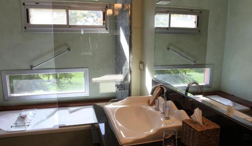 Deluxe Double or Twin Room with Balcony