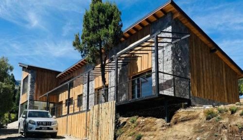 Three-Bedroom Vacation Home 