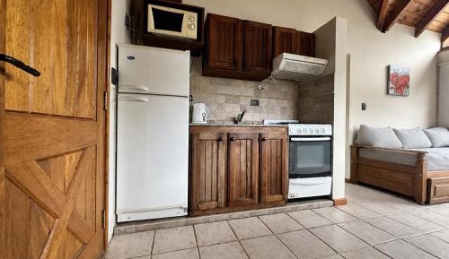 Deluxe One-Bedroom Apartment