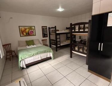 Family Room (6 Adults)