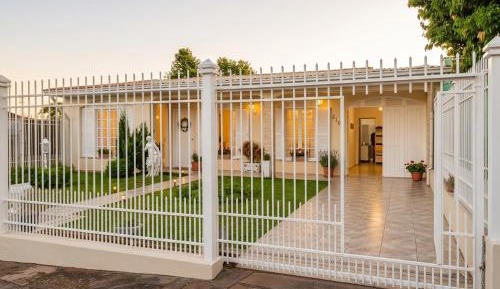 One-Bedroom House