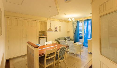 Suite with Pool View