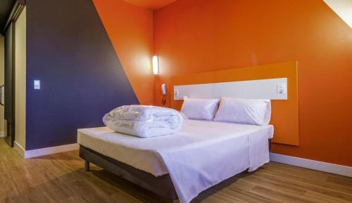 Apartment with One Double Bed - Disability Access