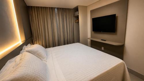 Deluxe Queen Suite