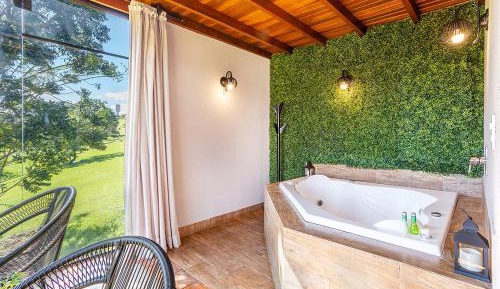 Deluxe Double Room with Bath