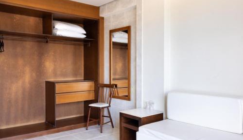 Deluxe Single Room