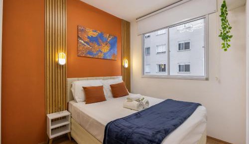 One-Bedroom Apartment with Balcony