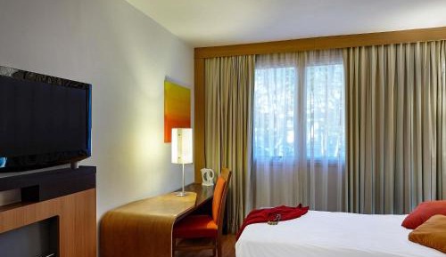 Standard Apartment with Twin Beds