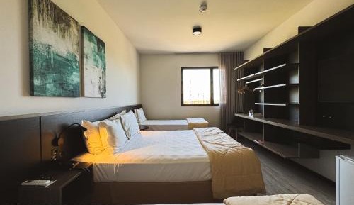 Deluxe Suite with Spa Bath