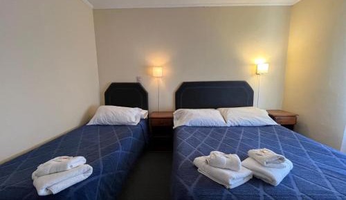 Triple Room with Private Bathroom