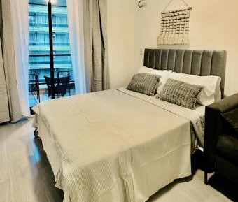 Studio Apartment with Balcony