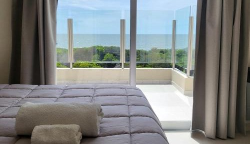 Two-Bedroom Apartment with Terrace and Sea View